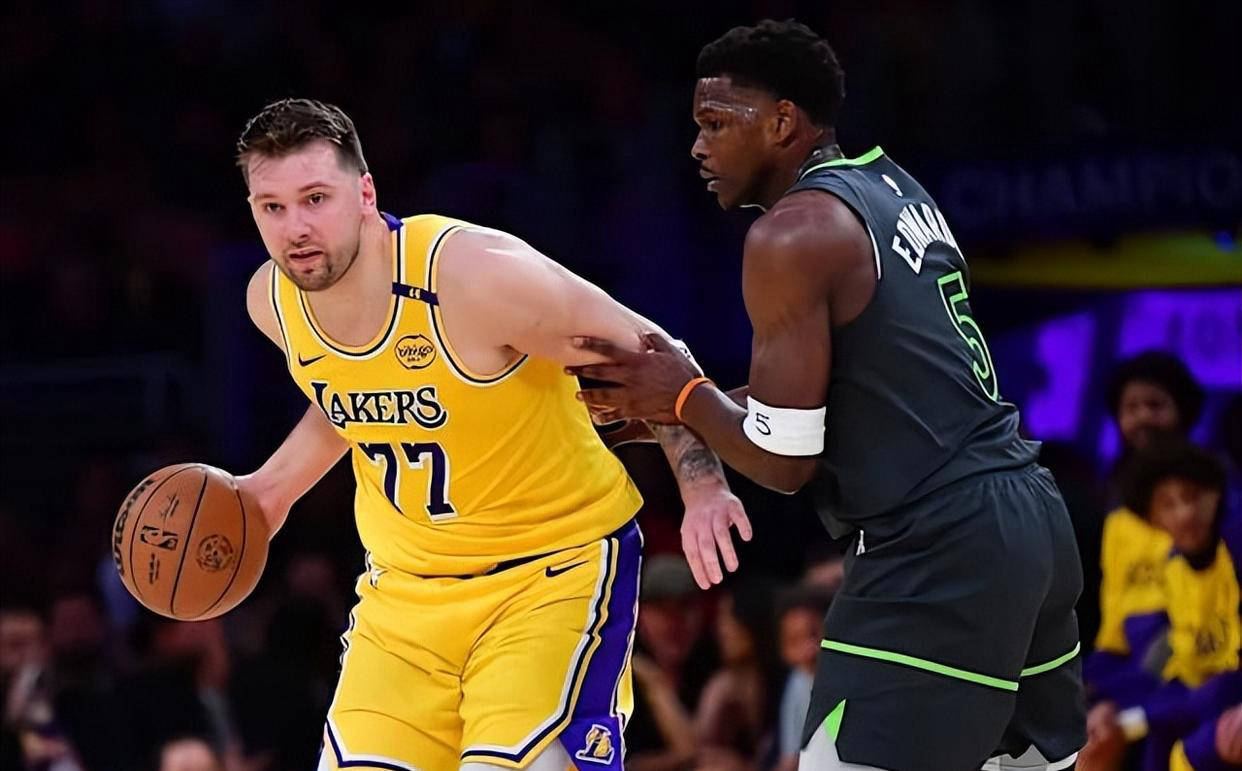 NBA现役仅6人场均得分超过25分，杜兰特排名第3